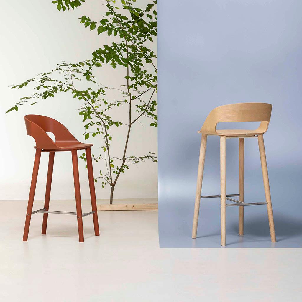 Allred-Contract-Verges-Stools