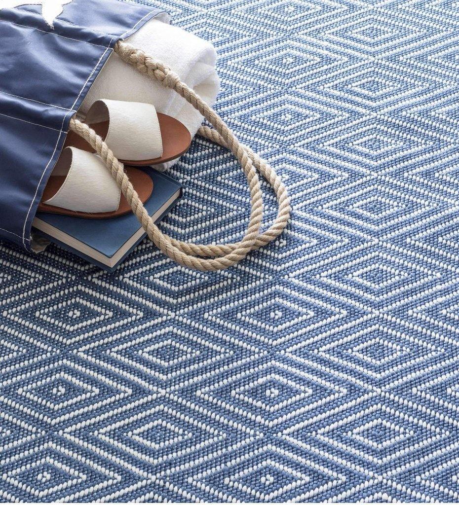 Allred Collaborative - Dash and Albert - Diamond Denim/White Indoor/Outdoor Rug - Diamond Denim/White Indoor/Outdoor Rug - RDB098-23