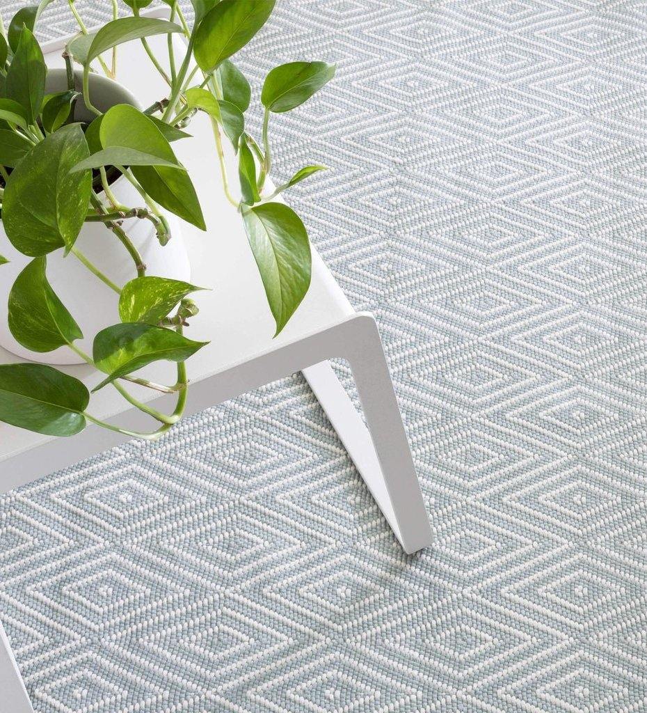 Allred Collaborative - Dash and Albert - Diamond Light Blue/Ivory Indoor/Outdoor Rug - Diamond Light Blue/Ivory Indoor/Outdoor Rug - RDB163-23