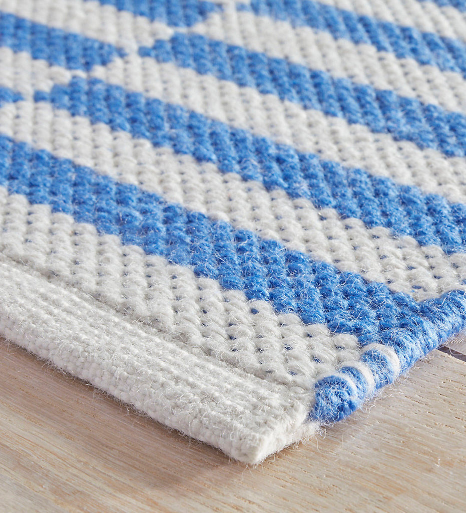 Allred Collaborative - Dash and Albert - Sailing Stripe French Blue Handwoven Indoor / Outdoor Rug - Sailing Stripe French Blue Handwoven Indoor / Outdoor Rug - DA1961-23