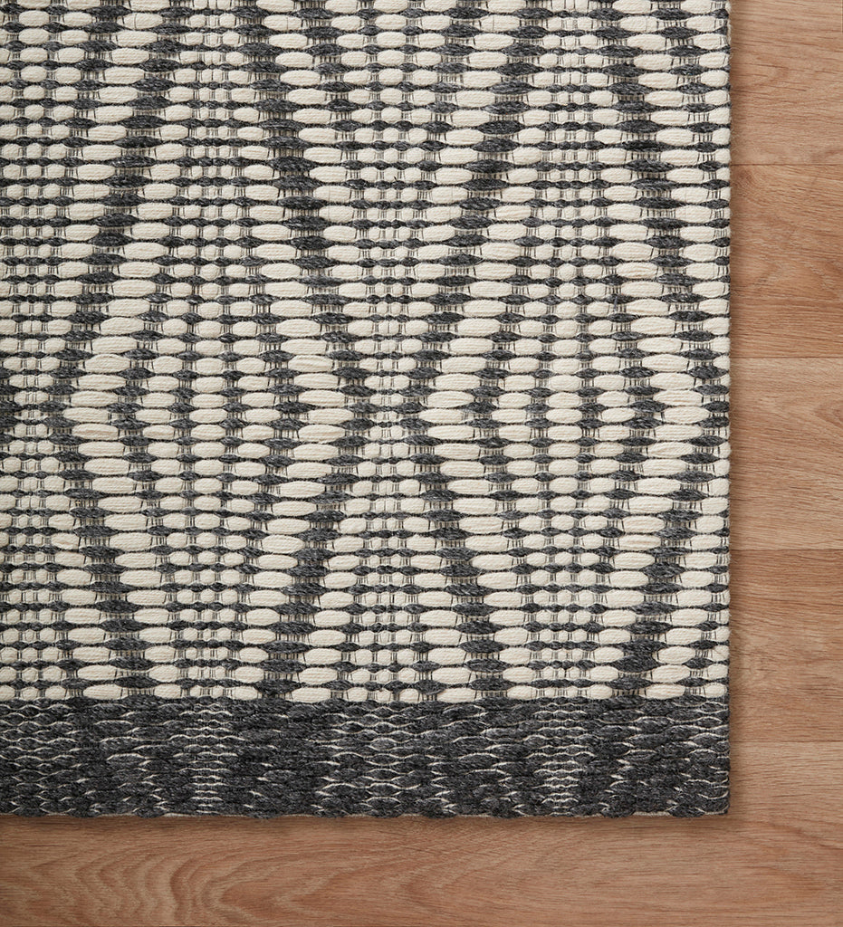 Allred Collaborative - Loloi - Kenzie KNZ-01 Ivory / Charcoal Rug - Kenzie KNZ-01 Ivory / Charcoal Rug - KENZKNZ-01IVCC2339