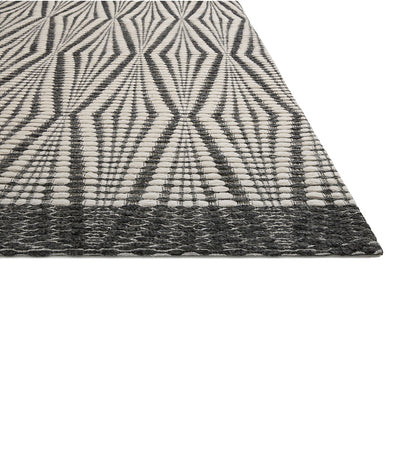 Allred Collaborative - Loloi - Kenzie KNZ-01 Ivory / Charcoal Rug - Kenzie KNZ-01 Ivory / Charcoal Rug - KENZKNZ-01IVCC2339