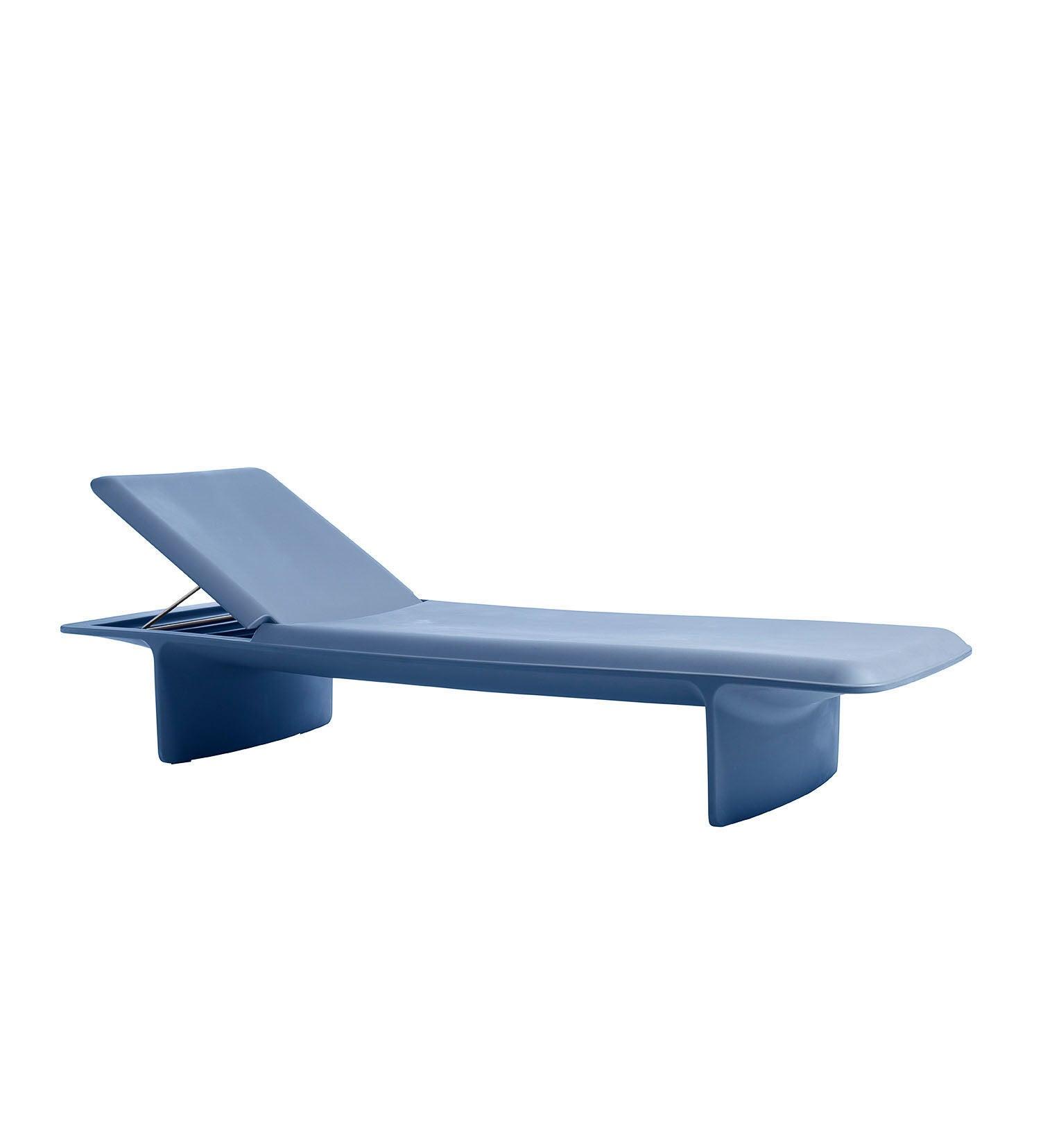 Allred Collaborative - Slide - Ponente Sun Lounger - Ponente Sun Lounger - SD PON200L