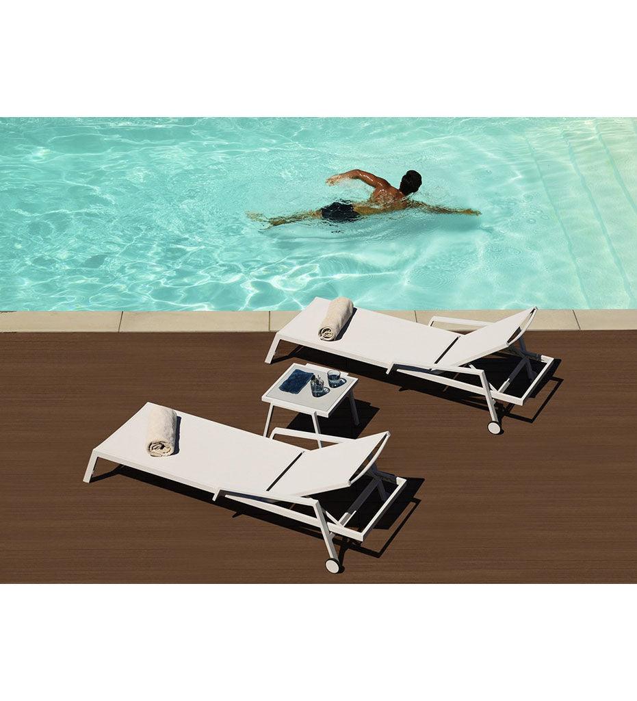 Allred Collaborative - 10DEKA - Amelia Sunlounger with Exterior Wheels - - Amelia Sunlounger with Exterior Wheels - - 300150101-WHT